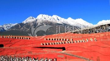 丽江露天剧场 玉龙雪山