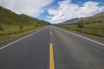 高原公路 柏油路面