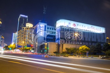 陆家嘴街道夜景