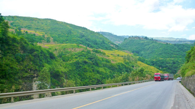 山里公路