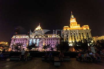 上海外滩汇丰银行海关大楼夜景