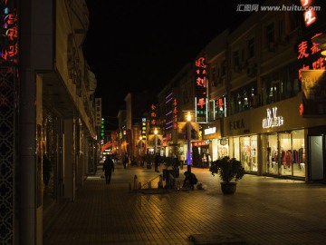 张掖夜市步行街