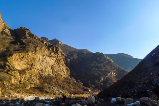 大青山冬景