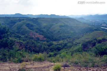 阴雨天的山区