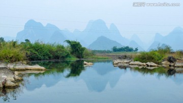 漓江山水倒影