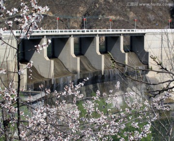 黄花城水长城风景区