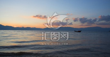 夕阳之下抚仙湖