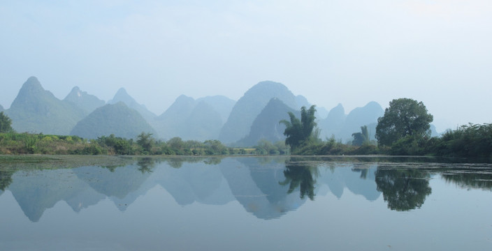 桂林山水倒影