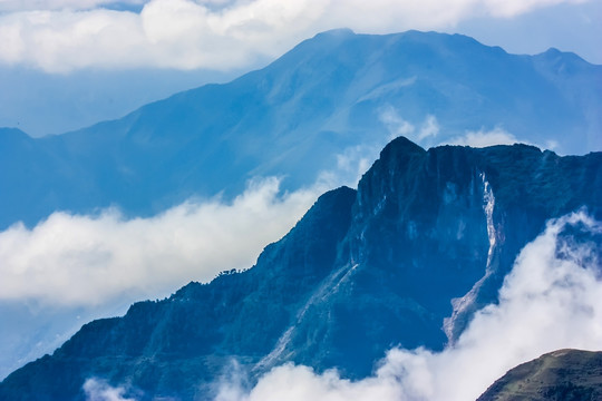 高山云雾