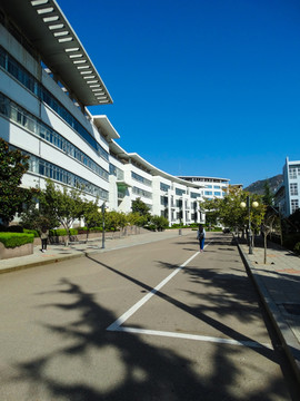 青岛科技大学