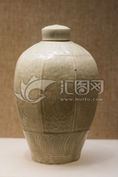 越窑陶瓷瓶