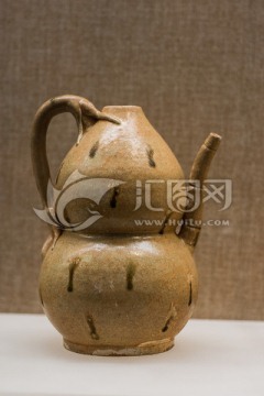 越窑陶瓷瓶