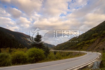 山区道路