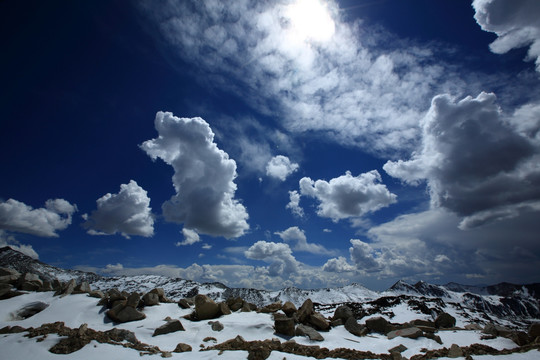 高原雪山