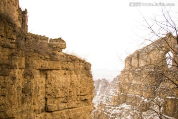 雪后群山