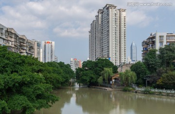 水心河风光