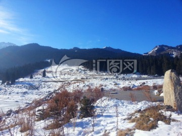 高山雪景