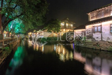 江南水乡苏州周庄古镇夜景