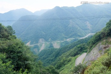 山路 悬崖