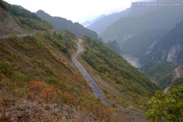 当阳大峡谷盘山公路