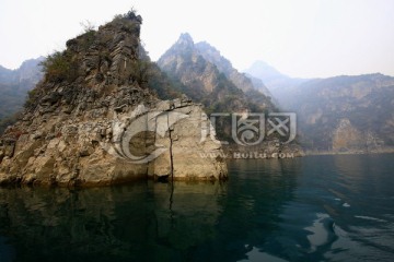 峰林峡