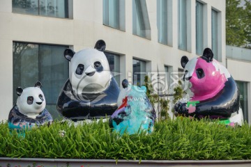 成都大熊猫雕塑
