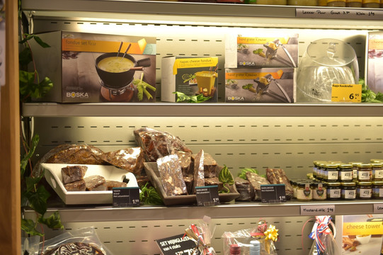 荷兰超市肉制品柜台