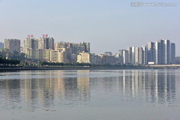 江边建筑 龙川全景