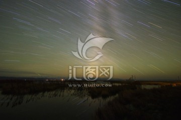 巴音布鲁克星轨