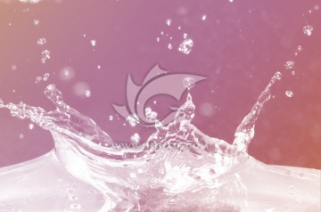 四濺的水花