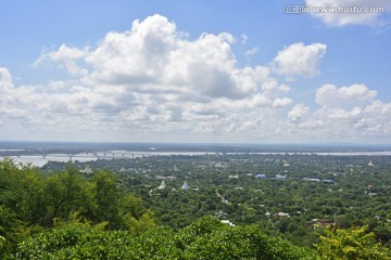 实皆古城 田园风光