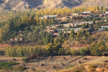 小山村