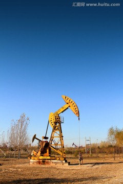 磕頭機 抽油機