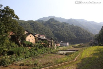 山村