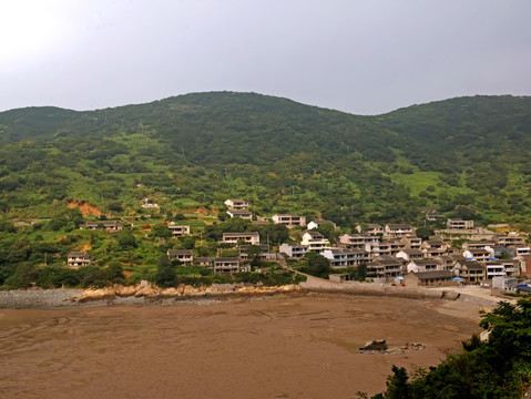 舟山朱家尖大青山筲箕湾渔村全景