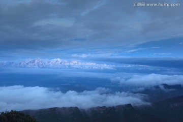 牛背山云海