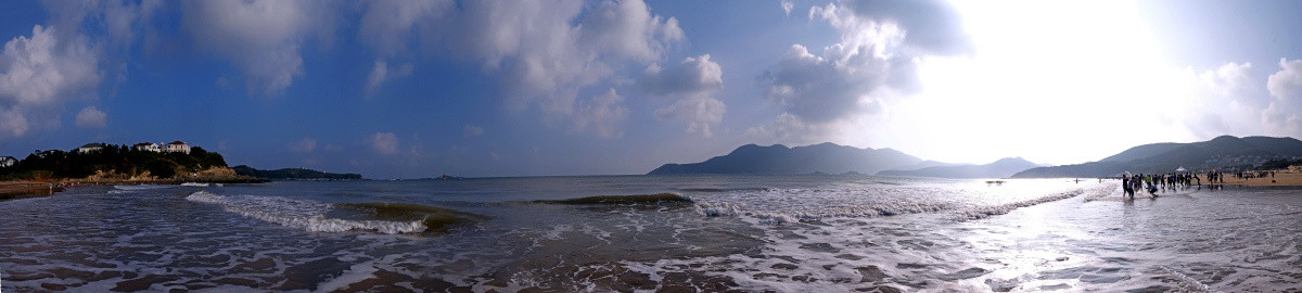 舟山朱家尖南沙景区沙滩海浪全景