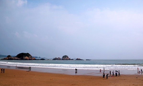 舟山朱家尖里沙景区沙滩海水全景