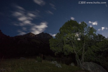 山间夜色 星空 慢门 满天星斗