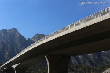 山区桥梁