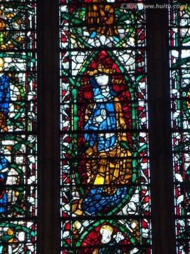 英国约克大教堂内的彩色玻璃窗