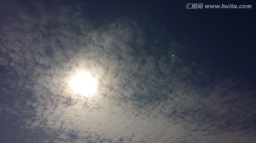 清晨的天空