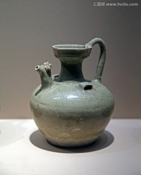 古代青釉瓷器