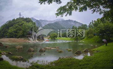 石台怪石潭风光