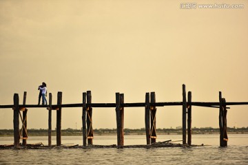 桥上的风景