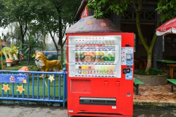 游乐园饮料贩售机