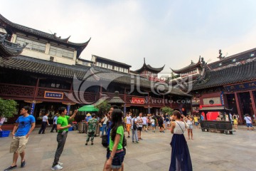 上海城隍庙大殿财神殿