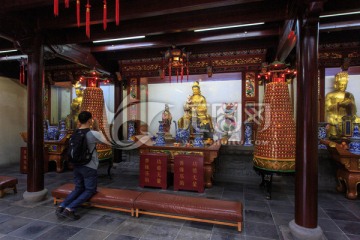 上海城隍庙慈航殿慈航大士