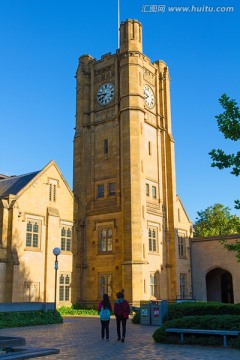 墨尔本大学