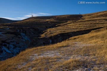 草原山沟沟